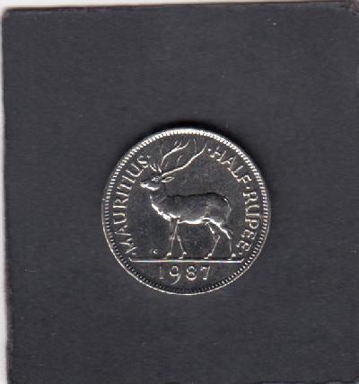 Beschrijving: 1/2 Rupee DEER